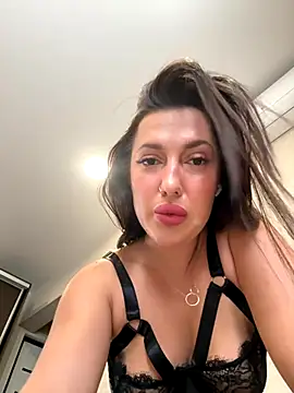 Snapshot of AleksandraRich chatting on September 30, 2025, 2:38 am AleksandraRich online show from September 30, 2025, 2:38 am