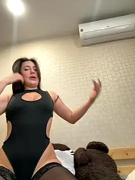 Snapshot of AleksandraRich chatting on November 4, 2025, 2:21 am AleksandraRich online show from November 4, 2025, 2:21 am