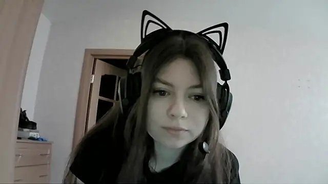 Snapshot of RendyDow chatting on March 15, 2025, 5:19 am RendyDow online show from March 15, 2025, 5:19 am