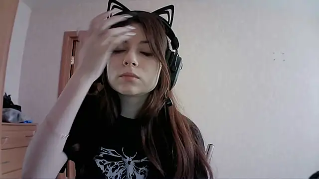 Snapshot of RendyDow chatting on March 18, 2025, 7:19 am RendyDow online show from March 18, 2025, 7:19 am