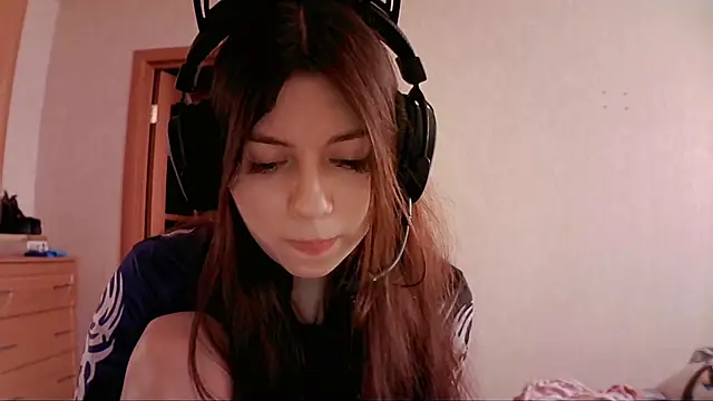 Snapshot of RendyDow chatting on March 21, 2025, 7:11 am RendyDow online show from March 21, 2025, 7:11 am