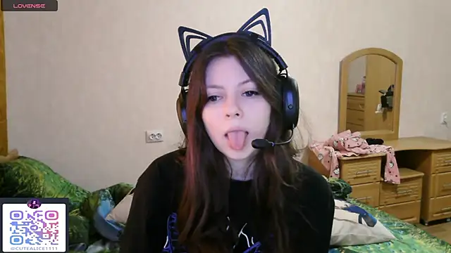 Snapshot of RendyDow chatting on September 25, 2025, 8:18 am RendyDow online show from September 25, 2025, 8:18 am