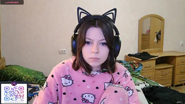 Snapshot of RendyDow chatting on October 2, 2025, 7:37 am RendyDow online show from October 2, 2025, 7:37 am