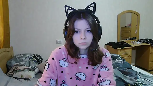 Snapshot of RendyDow chatting on October 6, 2025, 9:18 am RendyDow online show from October 6, 2025, 9:18 am