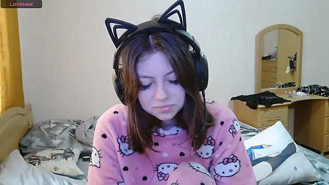 Snapshot of RendyDow chatting on October 7, 2025, 7:38 am RendyDow online show from October 7, 2025, 7:38 am