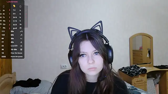 Snapshot of RendyDow chatting on October 28, 2025, 7:12 am RendyDow online show from October 28, 2025, 7:12 am