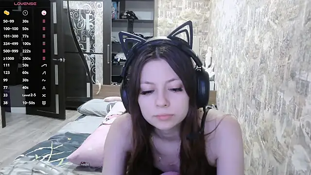 Snapshot of RendyDow chatting on November 15, 2025, 8:33 am RendyDow online show from November 15, 2025, 8:33 am