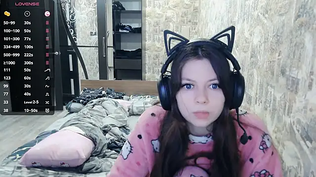 Snapshot of RendyDow chatting on November 22, 2025, 8:24 am RendyDow online show from November 22, 2025, 8:24 am