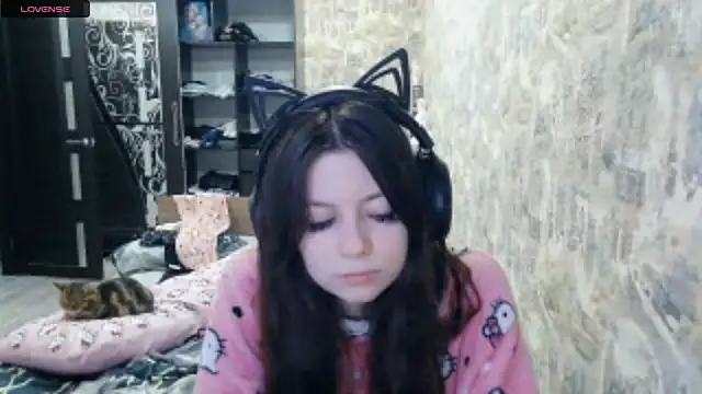 Snapshot of RendyDow chatting on November 29, 2025, 10:29 am RendyDow online show from November 29, 2025, 10:29 am