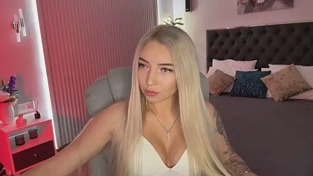 OhMyEmma online show from September 22, 2025, 1:18 am