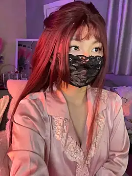 Snapshot of MI_KA22 chatting on March 12, 2025, 9:23 am MI KA22 online show from March 12, 2025, 9:23 am