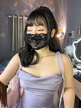 Snapshot of MI_KA22 chatting on March 23, 2025, 5:32 am MI KA22 online show from March 23, 2025, 5:32 am