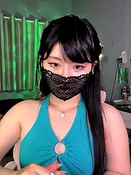 Snapshot of MI_KA22 chatting on October 2, 2025, 6:20 am MI KA22 online show from October 2, 2025, 6:20 am