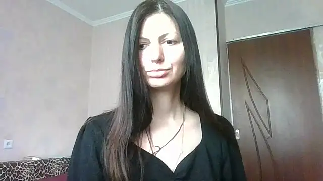 AliseWats online show from March 11, 2025, 12:50 pm