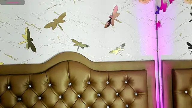 Snapshot of ANDROMEEDA chatting on September 10, 2025, 5:29 am ANDROMEEDA online show from September 10, 2025, 5:29 am