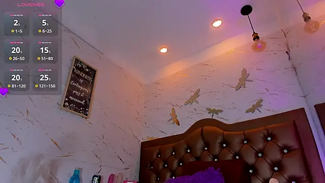 Snapshot of ANDROMEEDA chatting on September 14, 2025, 6:12 am ANDROMEEDA online show from September 14, 2025, 6:12 am