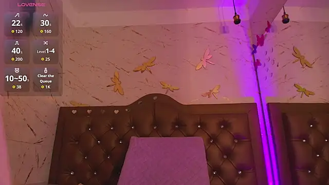 Snapshot of ANDROMEEDA chatting on October 15, 2025, 6:02 am ANDROMEEDA online show from October 15, 2025, 6:02 am