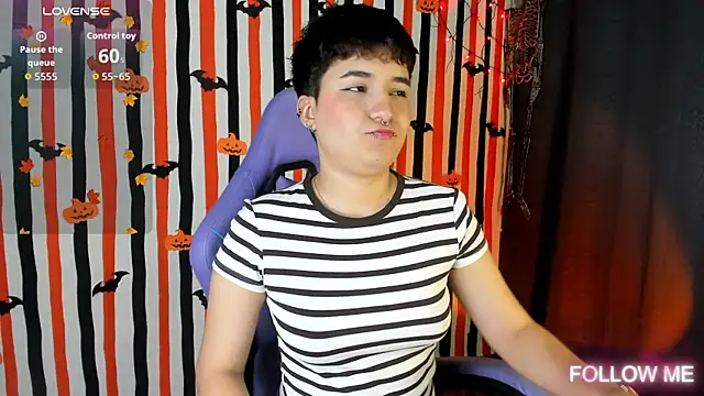 Snapshot of emma_cute7 chatting on October 18, 2025, 3:31 am emma cute7 online show from October 18, 2025, 3:31 am