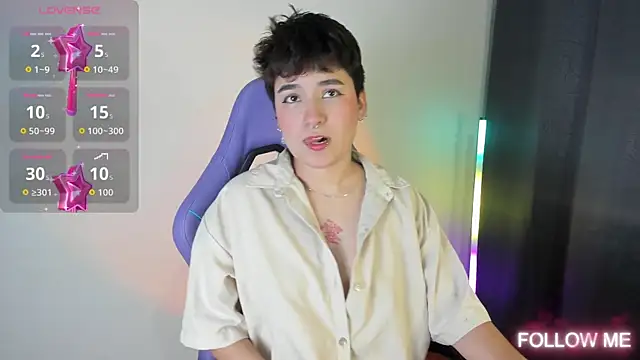 Snapshot of emma_cute7 chatting on November 7, 2025, 2:00 am emma cute7 online show from November 7, 2025, 2:00 am