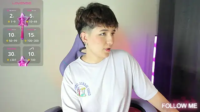 Snapshot of emma_cute7 chatting on November 14, 2025, 12:09 am emma cute7 online show from November 14, 2025, 12:09 am