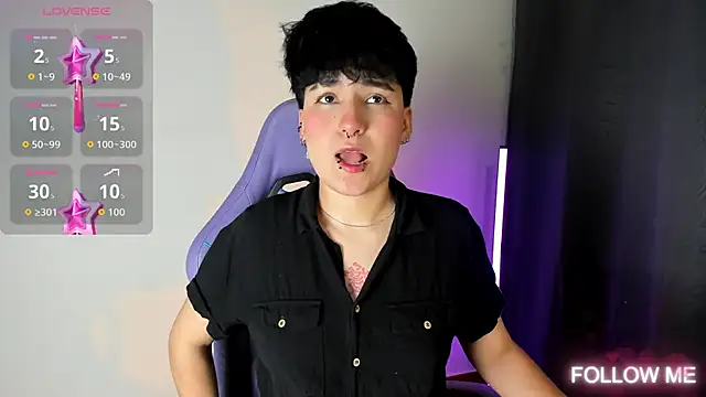 Snapshot of emma_cute7 chatting on December 14, 2025, 8:52 am emma cute7 online show from December 14, 2025, 8:52 am