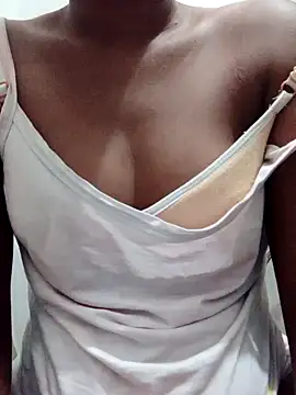 naughtyreva online show from March 19, 2025, 4:25 am