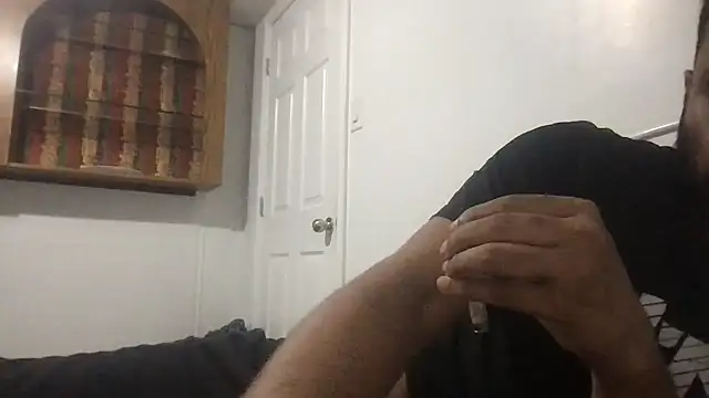Snapshot of hami513 chatting on October 6, 2025, 3:37 am hami513 online show from October 6, 2025, 3:37 am