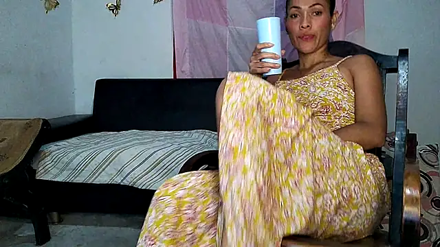 Milu curly online show from October 19, 2025, 5:41 am