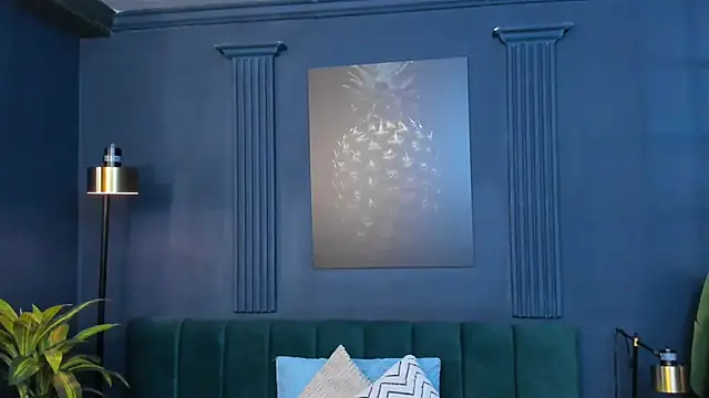 Snapshot of roxy_hell chatting on November 15, 2025, 12:02 pm roxy hell online show from November 15, 2025, 12:02 pm