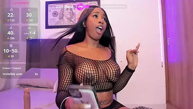 NAOMMII  online show from November 27, 2025, 10:45 pm