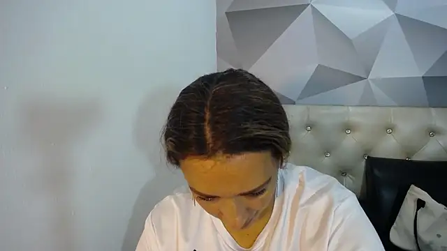 Snapshot of Milf-Prettyboobs chatting on November 23, 2025, 10:59 am Milf-Prettyboobs online show from November 23, 2025, 10:59 am