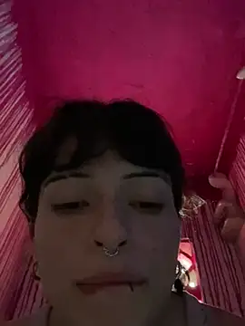 Snapshot of val_zx chatting on March 19, 2025, 9:37 pm val zx online show from March 19, 2025, 9:37 pm