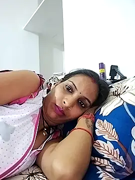 Hotty-Nidhi online show from March 17, 2025, 5:38 pm