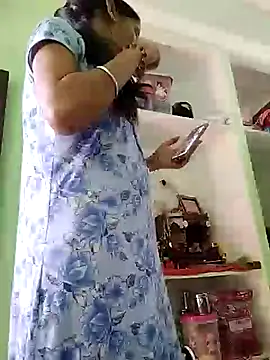 Hotty-Nidhi online show from March 19, 2025, 6:24 am