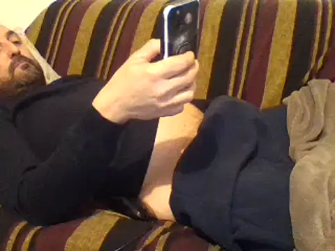 maxxxio12 online show from March 13, 2025, 10:10 pm