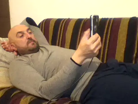 maxxxio12 online show from March 21, 2025, 7:35 pm