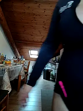 Snapshot of luciferelili chatting on December 3, 2025, 1:42 pm luciferelili online show from December 3, 2025, 1:42 pm