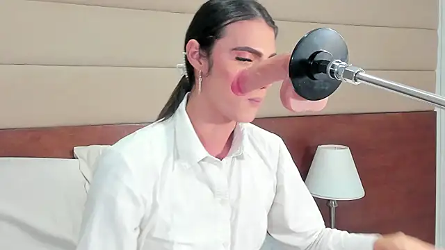 shantall skinny online show from October 10, 2025, 4:00 am