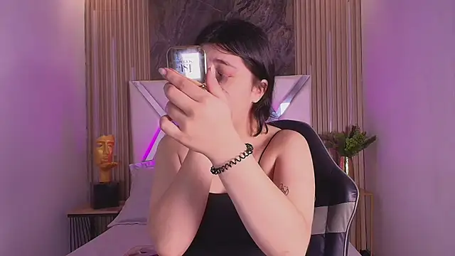 Melody Black  online show from November 22, 2025, 6:18 pm