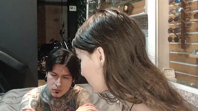 Snapshot of Alucard-Carmila chatting on October 19, 2025, 4:13 am Alucard-Carmila online show from October 19, 2025, 4:13 am