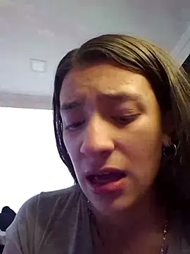 Snapshot of HOLY_DOLL chatting on October 1, 2025, 9:32 pm HOLY DOLL online show from October 1, 2025, 9:32 pm