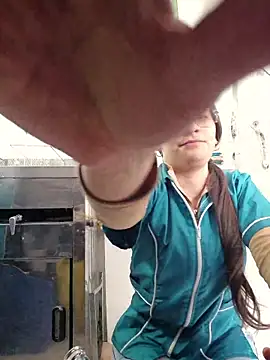 Snapshot of HOLY_DOLL chatting on October 30, 2025, 9:26 pm HOLY DOLL online show from October 30, 2025, 9:26 pm