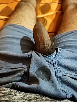 Snapshot of pmr1997 chatting on October 20, 2025, 5:57 pm pmr1997 online show from October 20, 2025, 5:57 pm