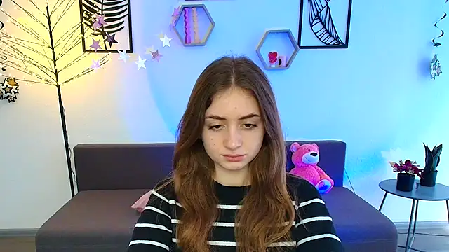 LilyHaart online show from March 11, 2025, 2:07 pm