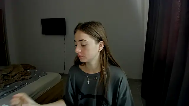 LilyHaart online show from September 9, 2025, 5:18 am