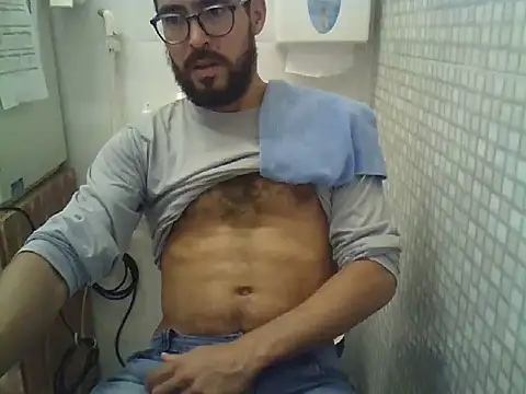 pdasgyn online show from November 17, 2025, 12:44 pm