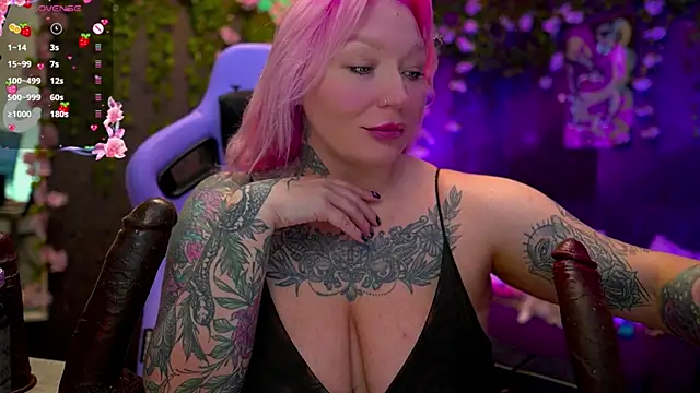 BlackedBarbie online show from September 26, 2025, 12:09 pm