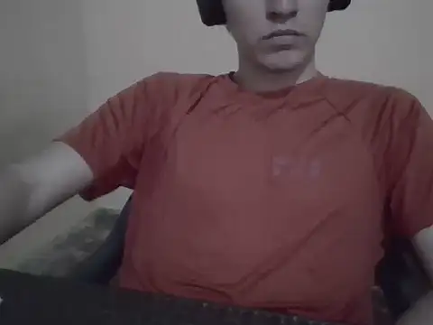 Snapshot of Visculi chatting on December 15, 2025, 4:33 pm Visculi online show from December 15, 2025, 4:33 pm