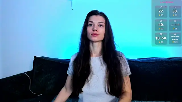 Eva McCoy online show from December 2, 2025, 9:25 am