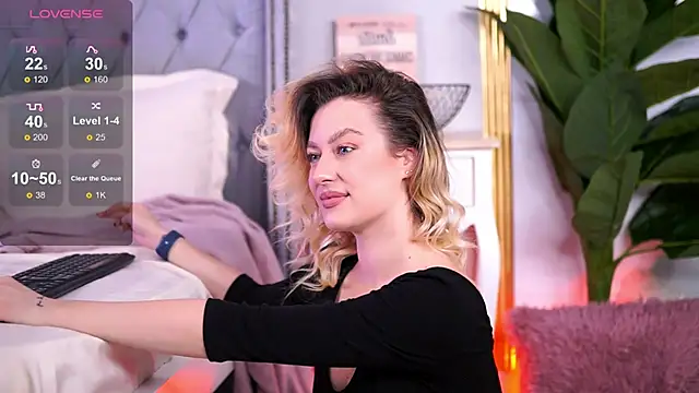 Snapshot of AnnastasiaMills chatting on March 21, 2025, 12:06 pm AnnastasiaMills online show from March 21, 2025, 12:06 pm